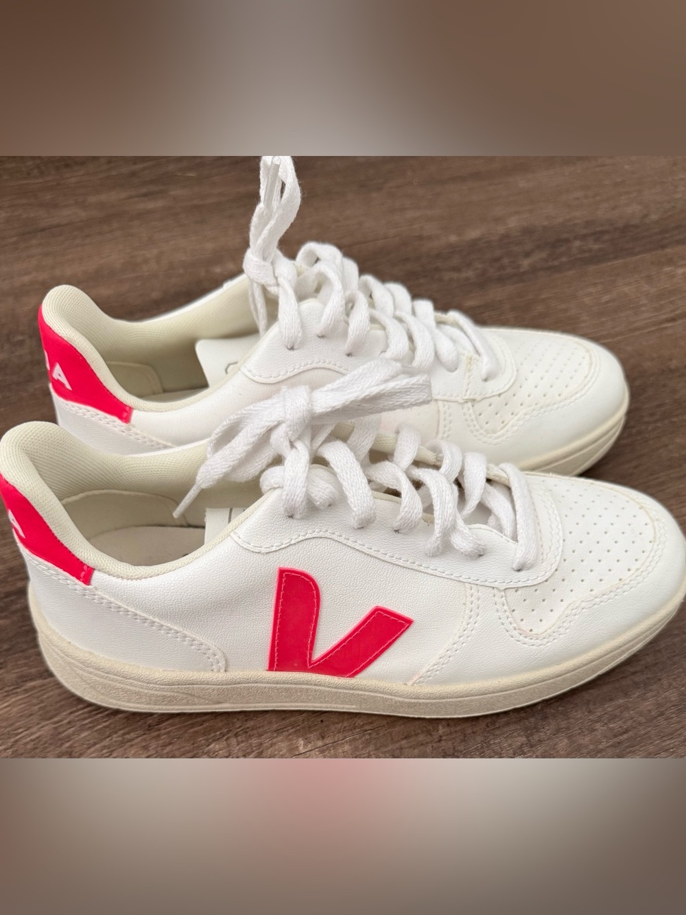 Veja Women’s Sneakers 36
